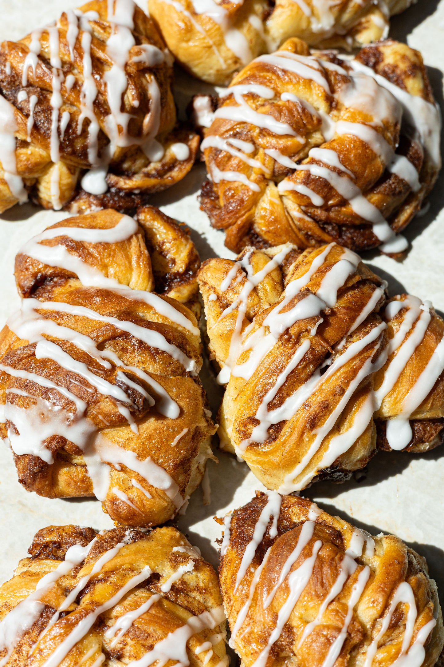 Cinnamon knots